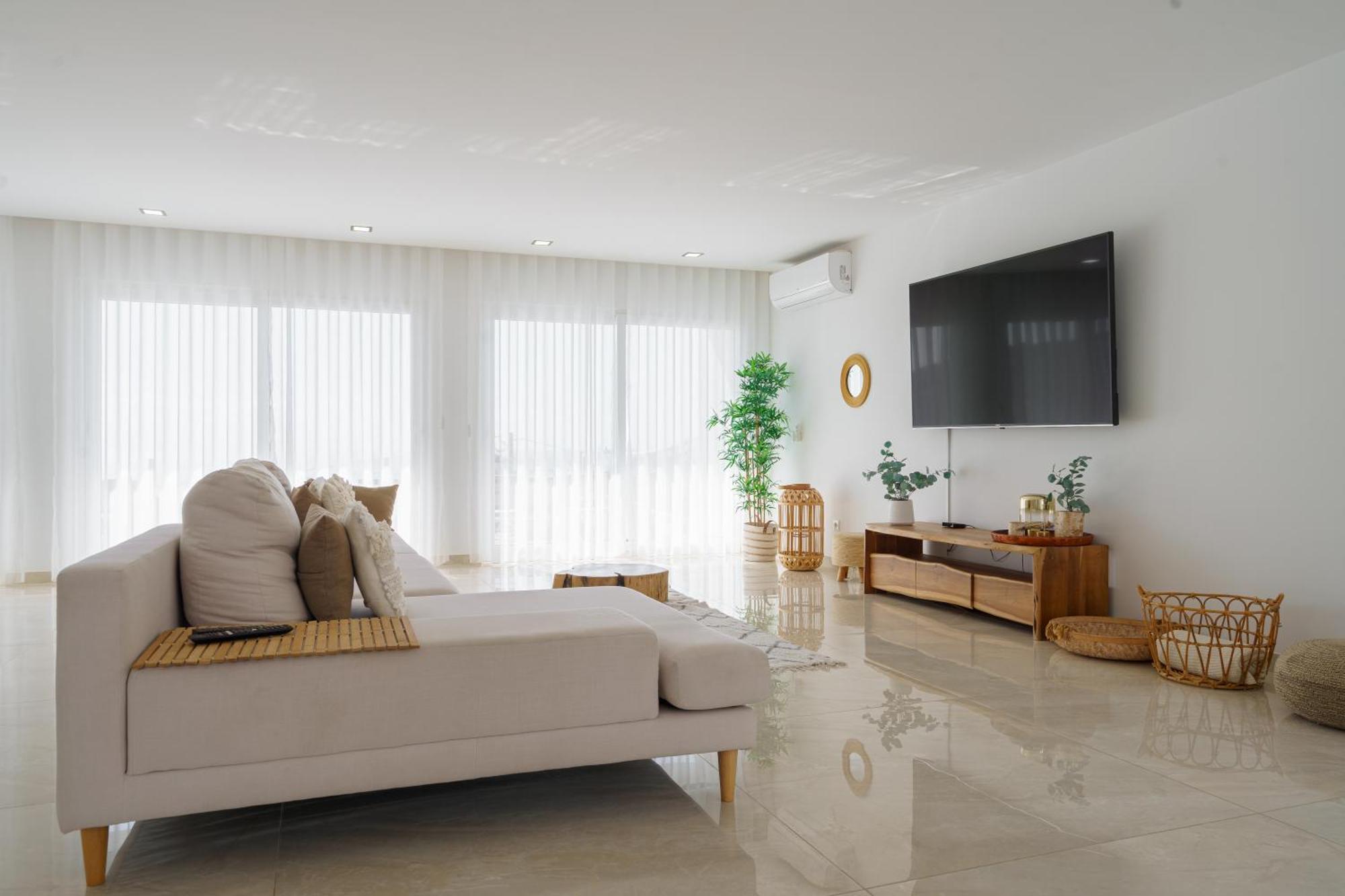 Beach Villa With Ocean View Лориньян Экстерьер фото